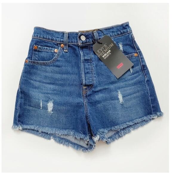NWT Levi's Super High Rise Ribcage Denim Shorts Size 26 - Picture 1 of 9